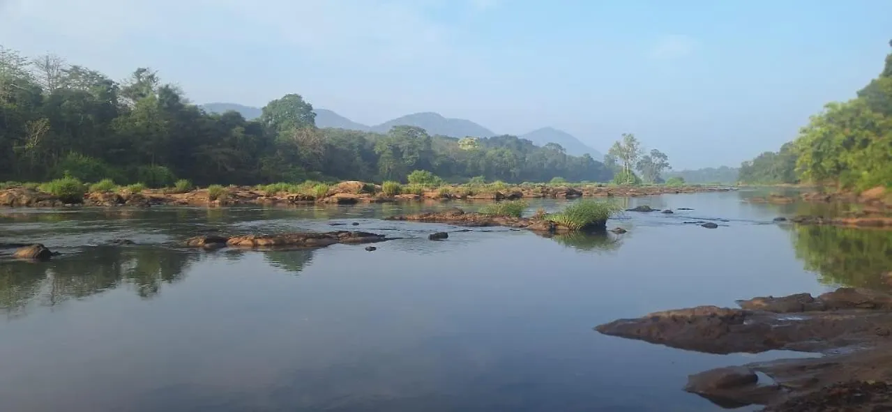 Homestay Jackroot Heritage Athirappilly Apartment Kallana India