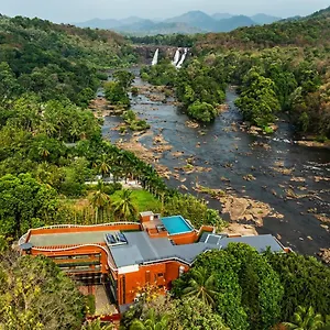 4* Resort Sterling Athirappilly